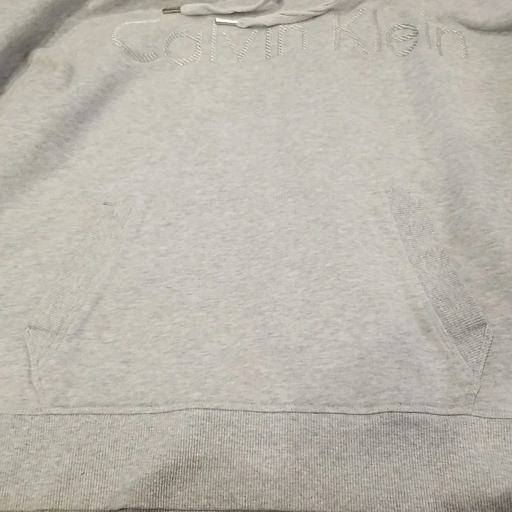 Calvin Klein Light Grey Pullover Hoodie Size XL - Picture 6 of 10